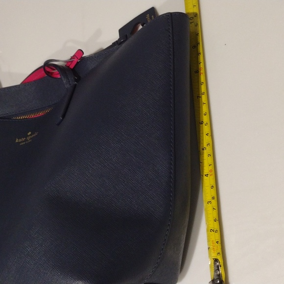 Kate Spade tote - Picture 5 of 7